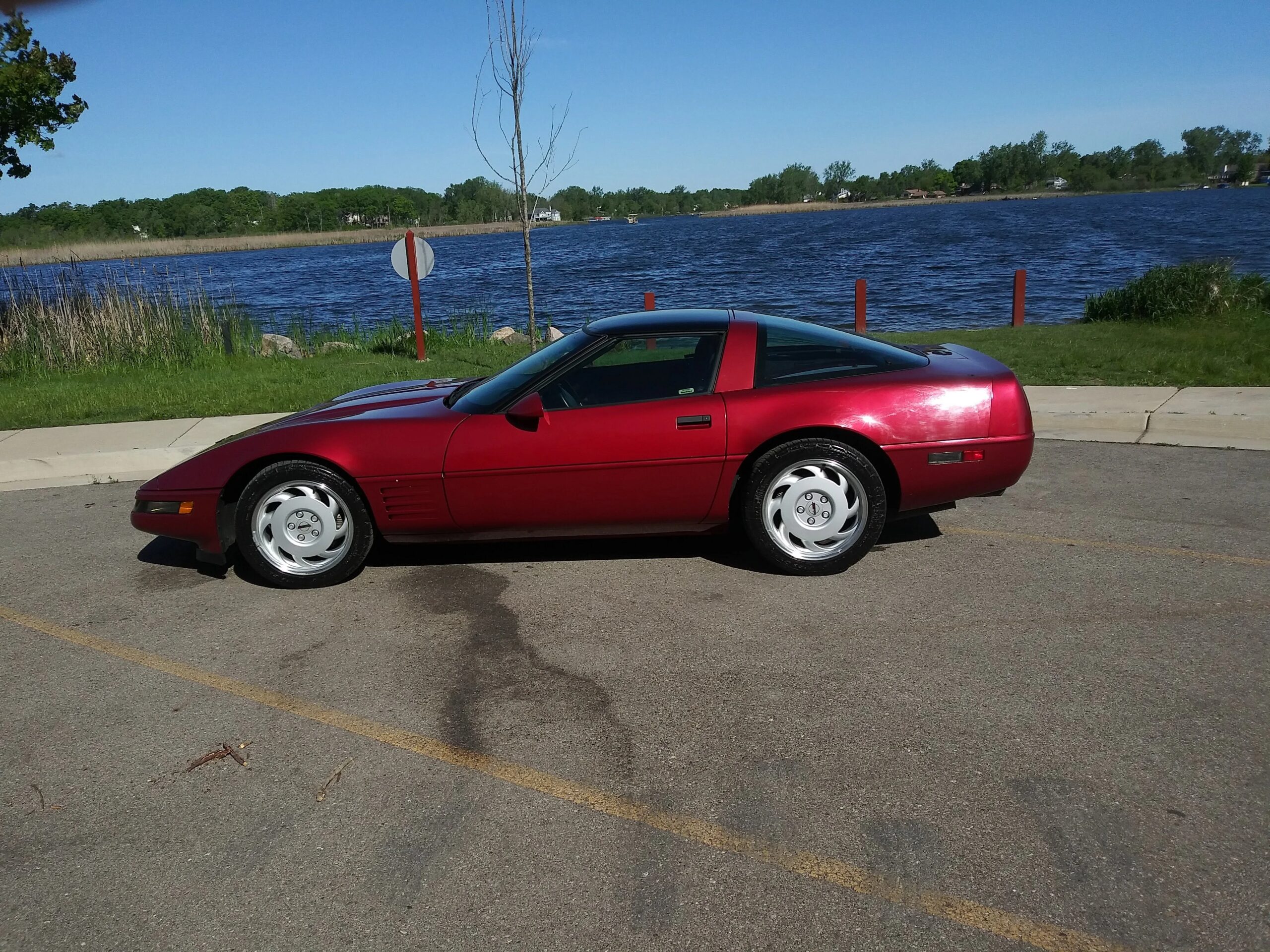 Chevrolet-Corvette-coupe-1991-Burgundy-Black-6