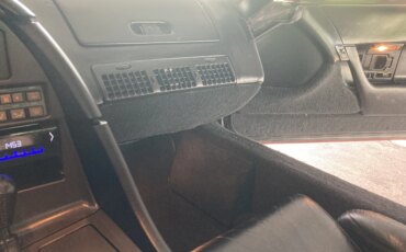 Chevrolet-Corvette-coupe-1991-Burgundy-Black-9