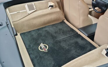 Chevrolet-Corvette-coupe-1994-Green-Tan-8