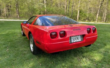 Chevrolet-Corvette-coupe-1995-Red-Black-10