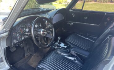 Chevrolet-Corvette-stingray-1964-Gray-Black-10