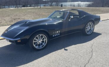 Chevrolet-Corvette-stingray-1969-Black-Black-10