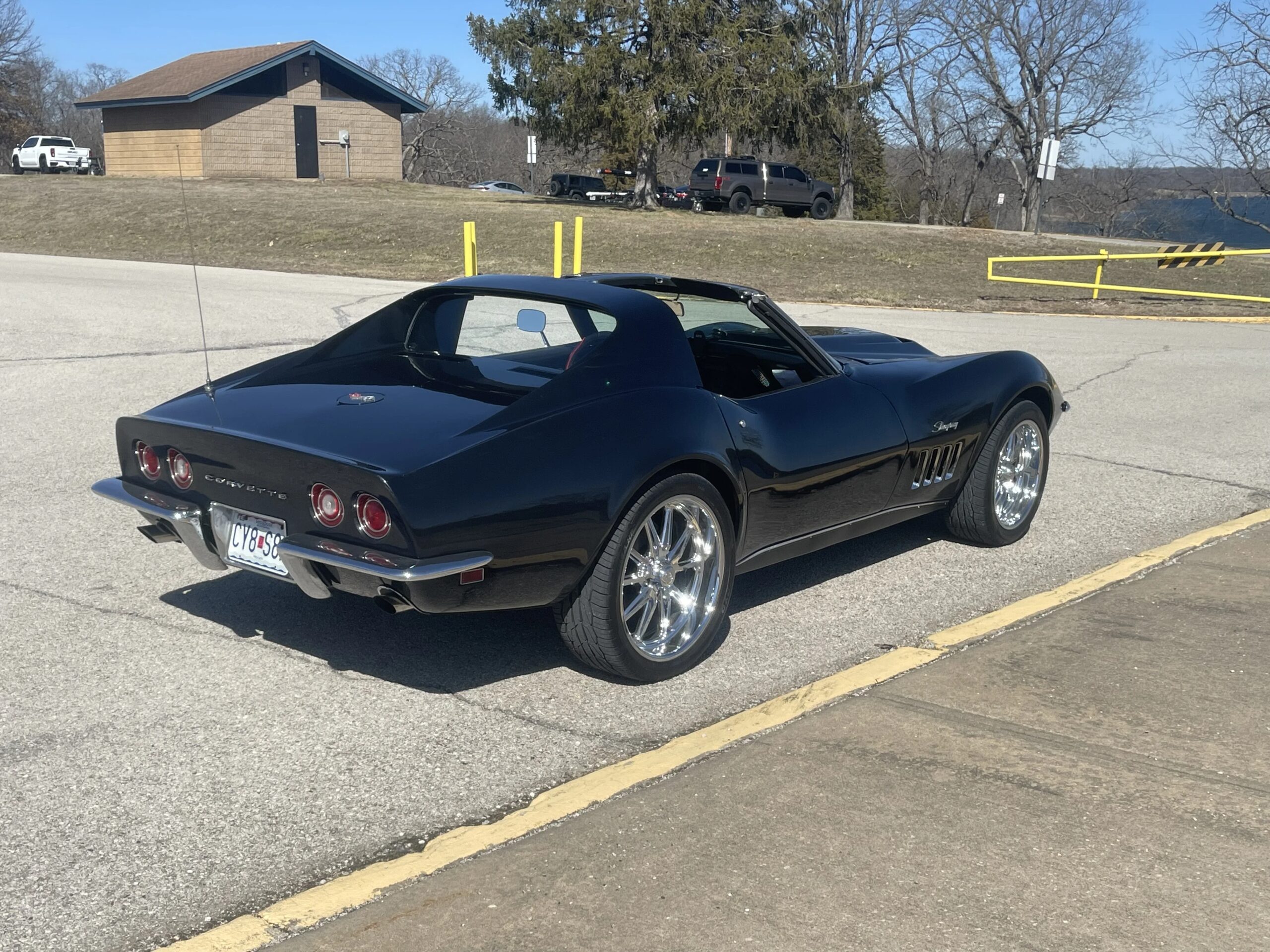 Chevrolet-Corvette-stingray-1969-Black-Black-6