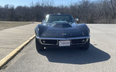Chevrolet-Corvette-stingray-1969-Black-Black-9