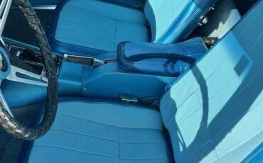 Chevrolet-Corvette-stingray-1969-Silver-Blue-10