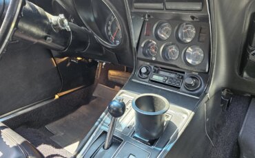 Chevrolet-Corvette-stingray-1973-Red-Black-10