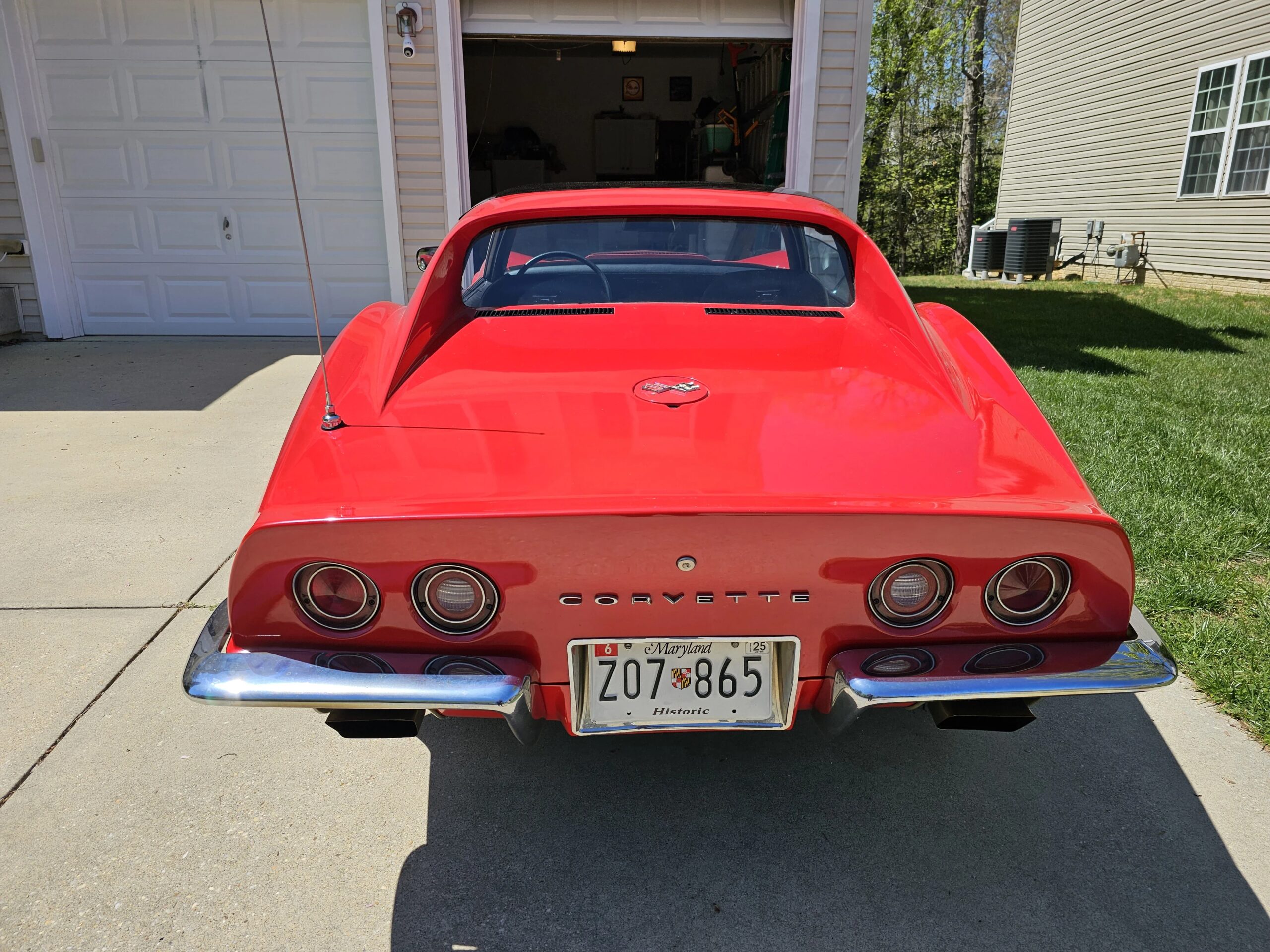 Chevrolet-Corvette-stingray-1973-Red-Black-4