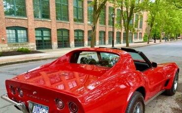 Chevrolet-Corvette-stingray-1973-Red-Black-4