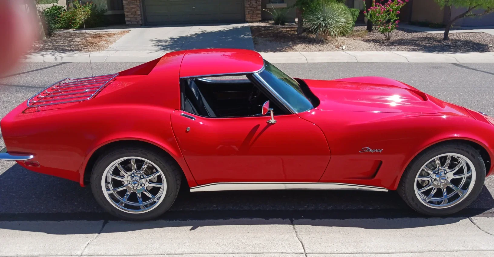 Chevrolet-Corvette-stingray-1973-Red-Black-4