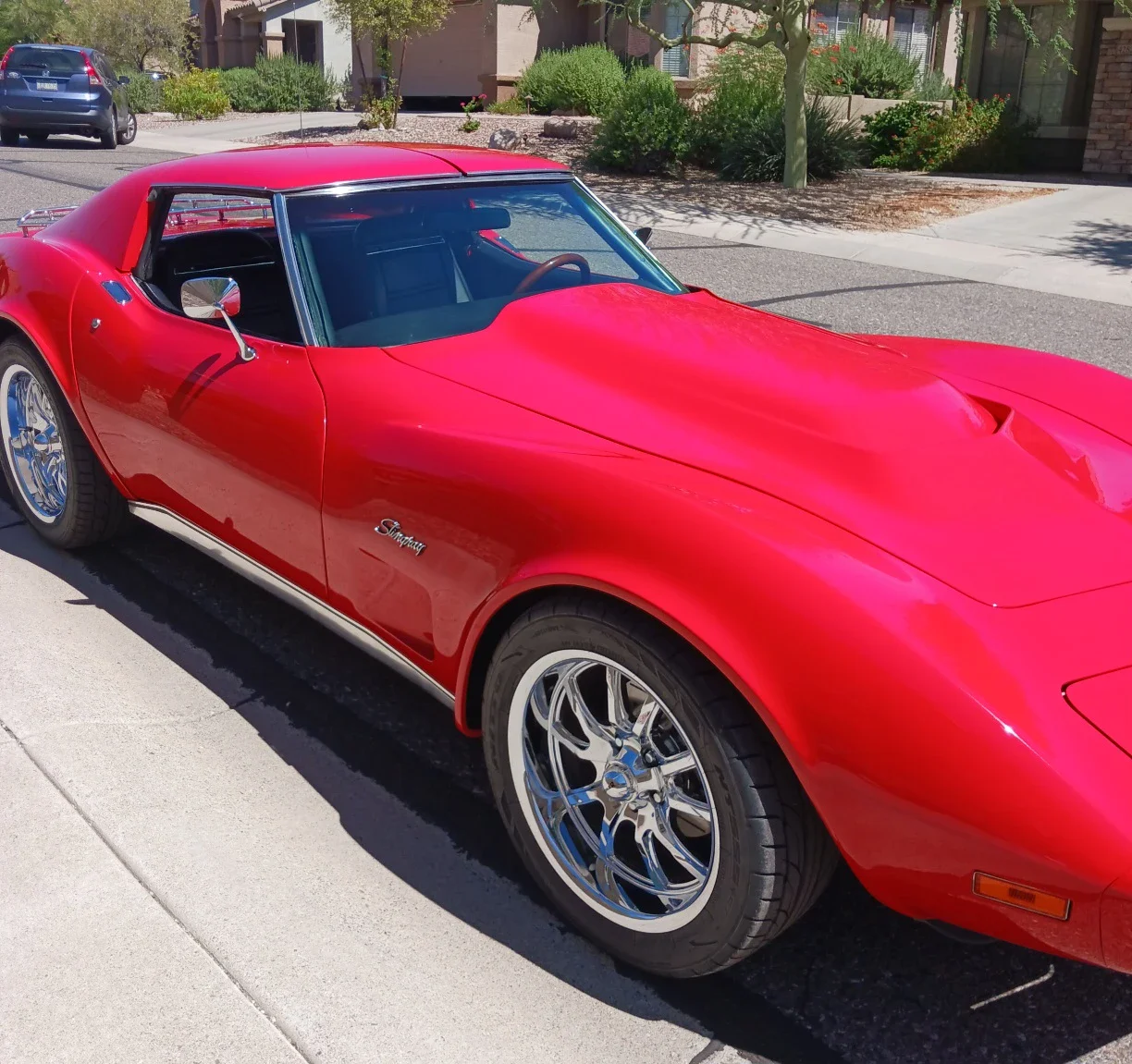 Chevrolet-Corvette-stingray-1973-Red-Black-5