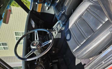Chevrolet-Corvette-stingray-1973-Red-Black-8