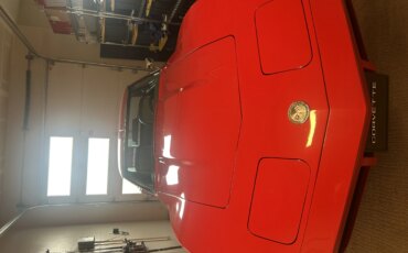 Chevrolet-Corvette-stingray-1974-Red-Silver