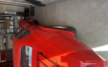 Chevrolet-Corvette-stingray-1974-Red-Silver-6