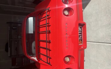 Chevrolet-Corvette-stingray-1974-Red-Silver-9