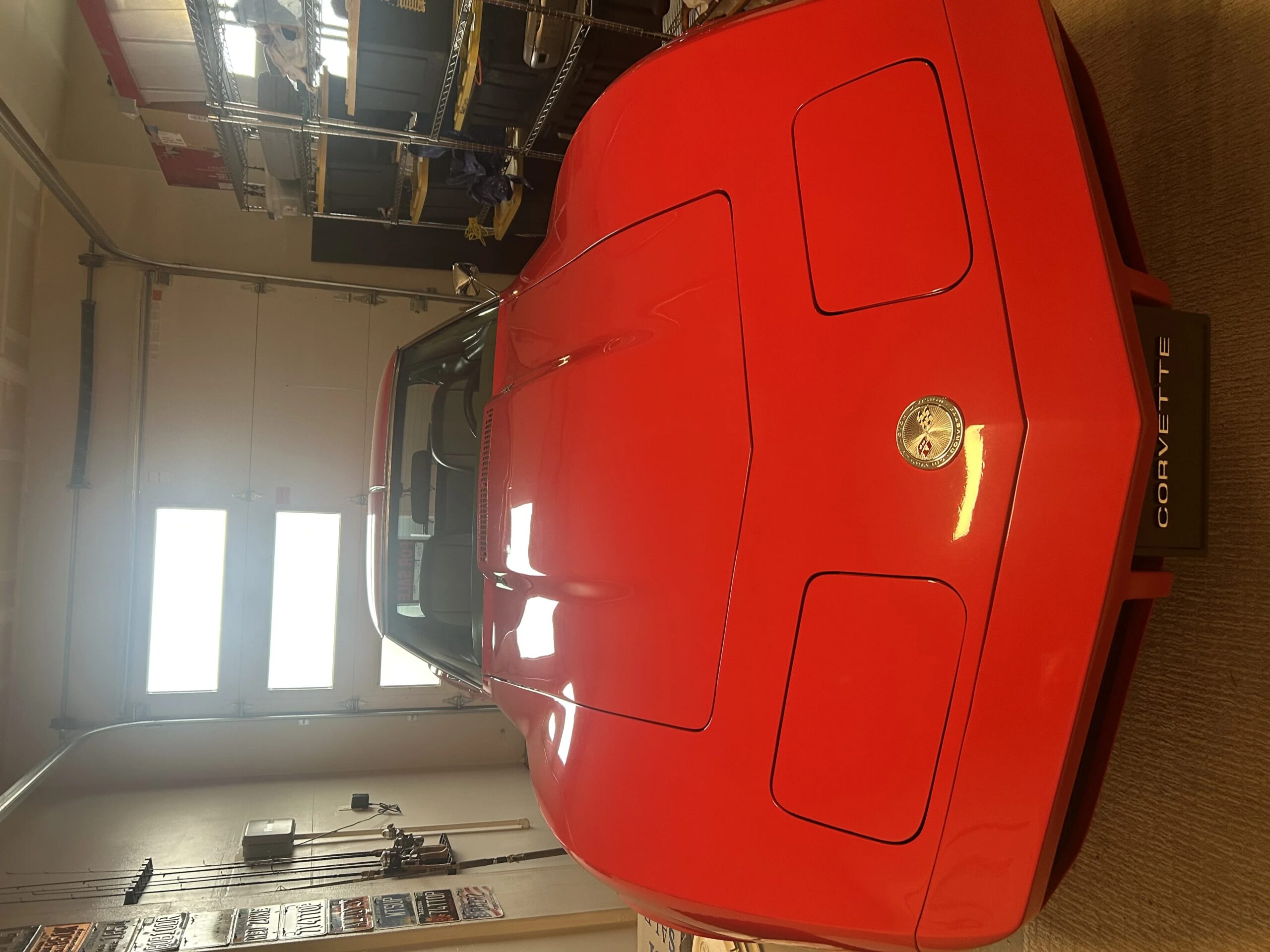 Chevrolet-Corvette-stingray-1974-Red-Silver