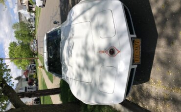 Chevrolet-Corvette-stingray-1974-White-Black-5