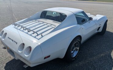Chevrolet-Corvette-stingray-1974-White-Red-8