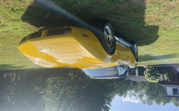 Chevrolet-Corvette-stingray-1974-Yellow-Black-15