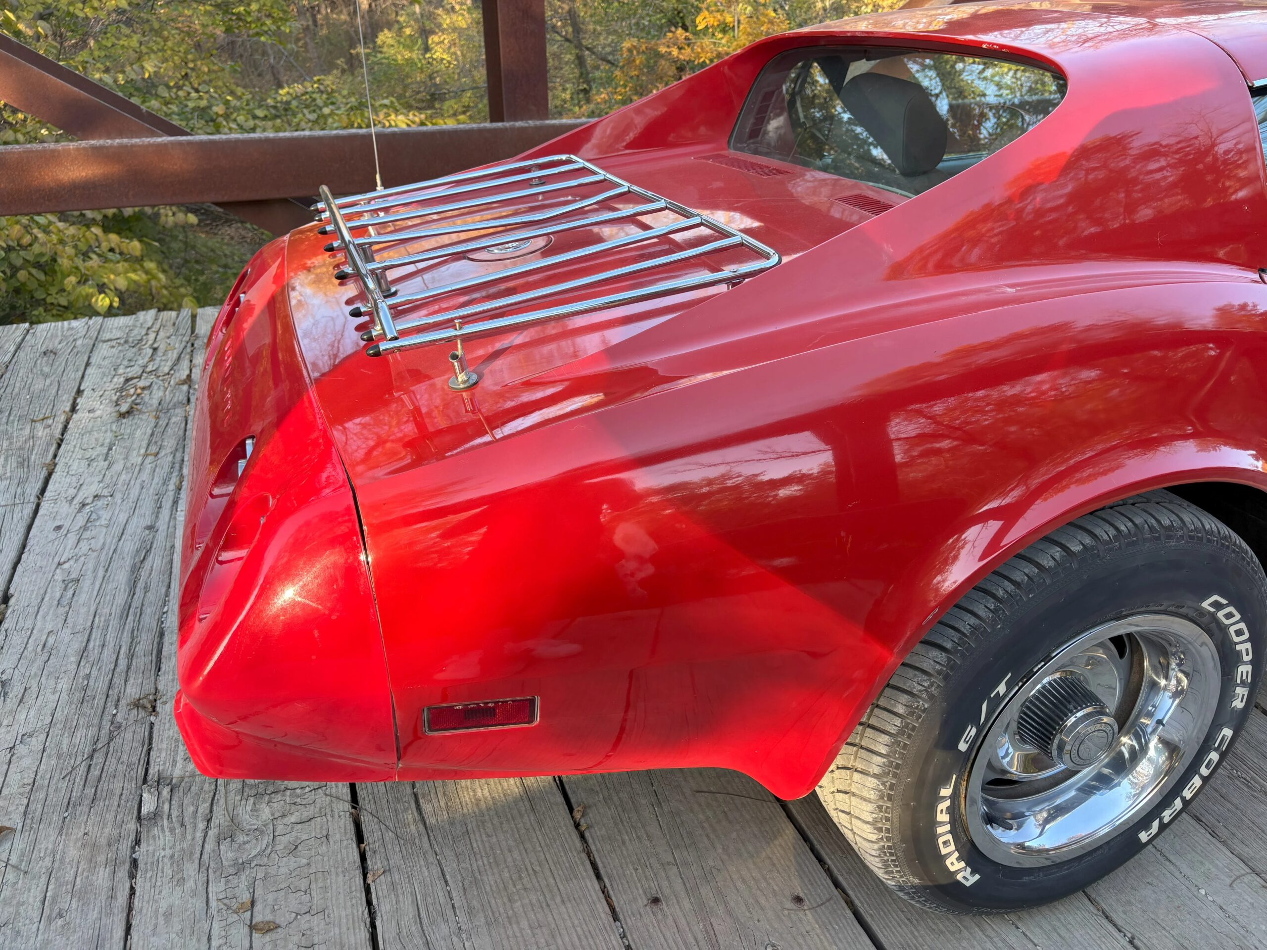 Chevrolet-Corvette-stingray-1975-Red-Silver-10