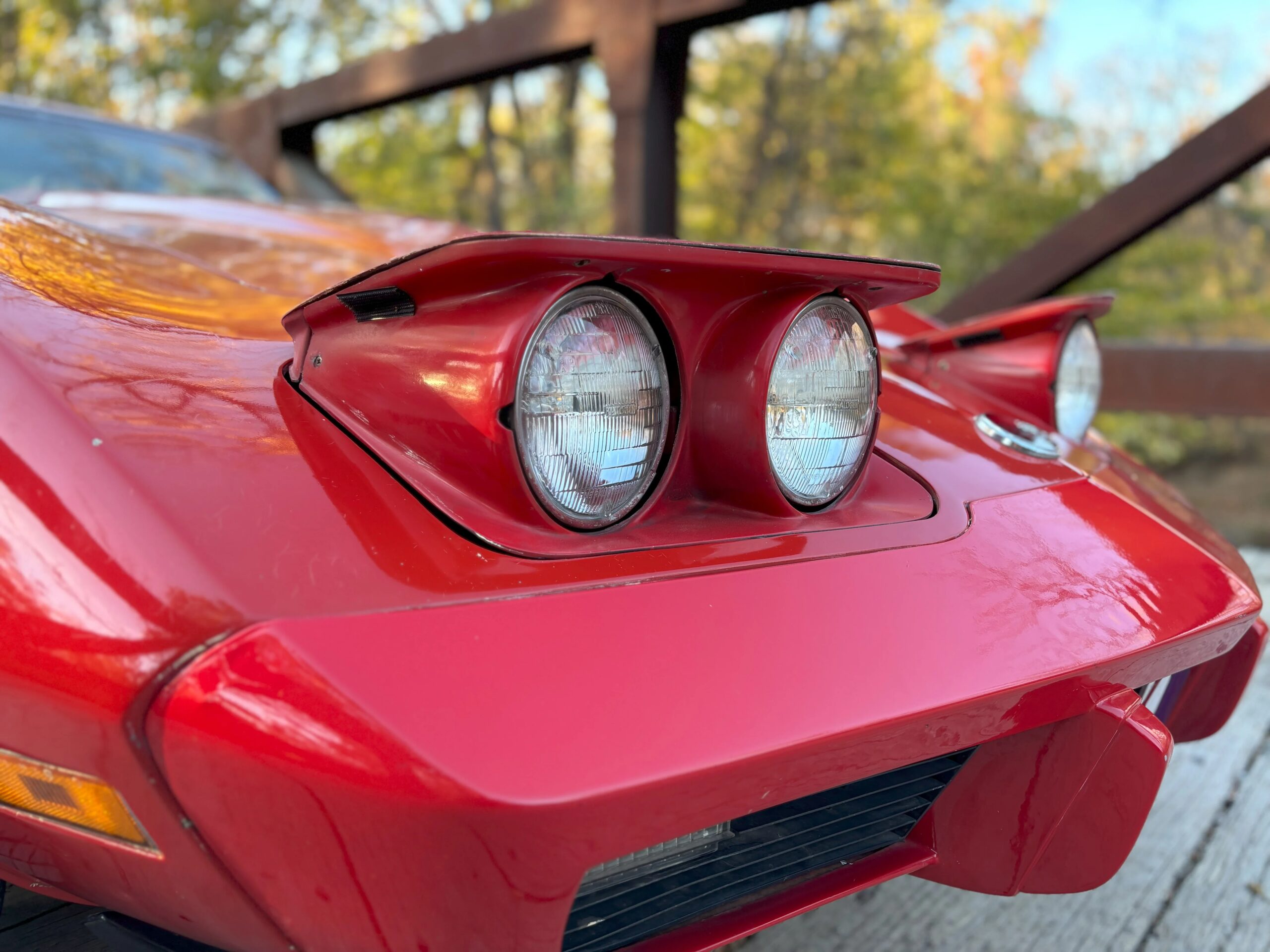 Chevrolet-Corvette-stingray-1975-Red-Silver-13