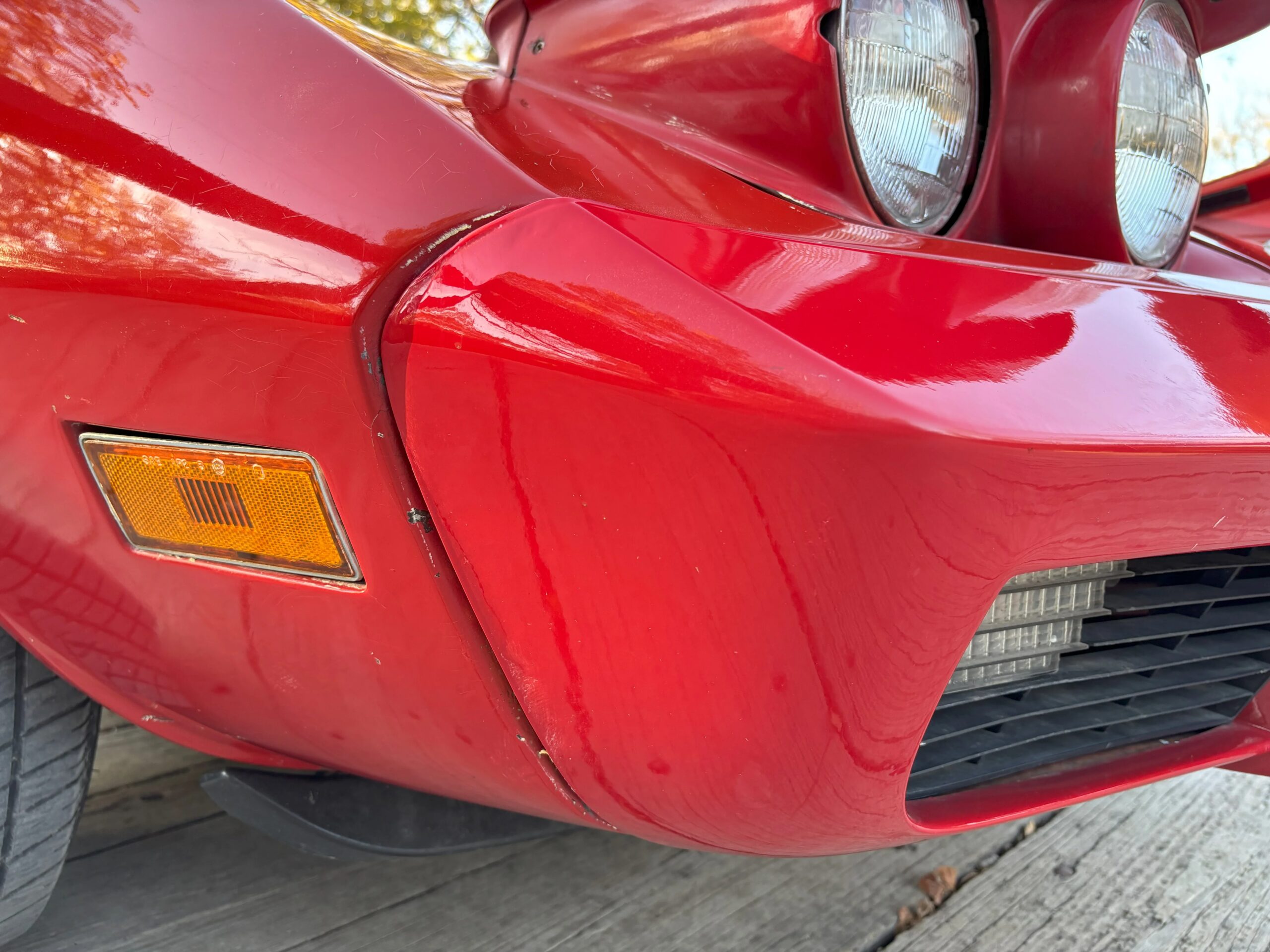 Chevrolet-Corvette-stingray-1975-Red-Silver-19