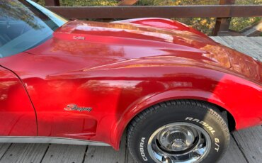 Chevrolet-Corvette-stingray-1975-Red-Silver-40