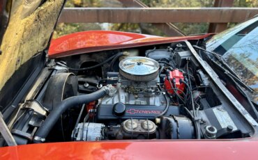 Chevrolet-Corvette-stingray-1975-Red-Silver-49