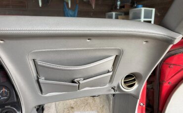 Chevrolet-Corvette-stingray-1975-Red-Silver-59