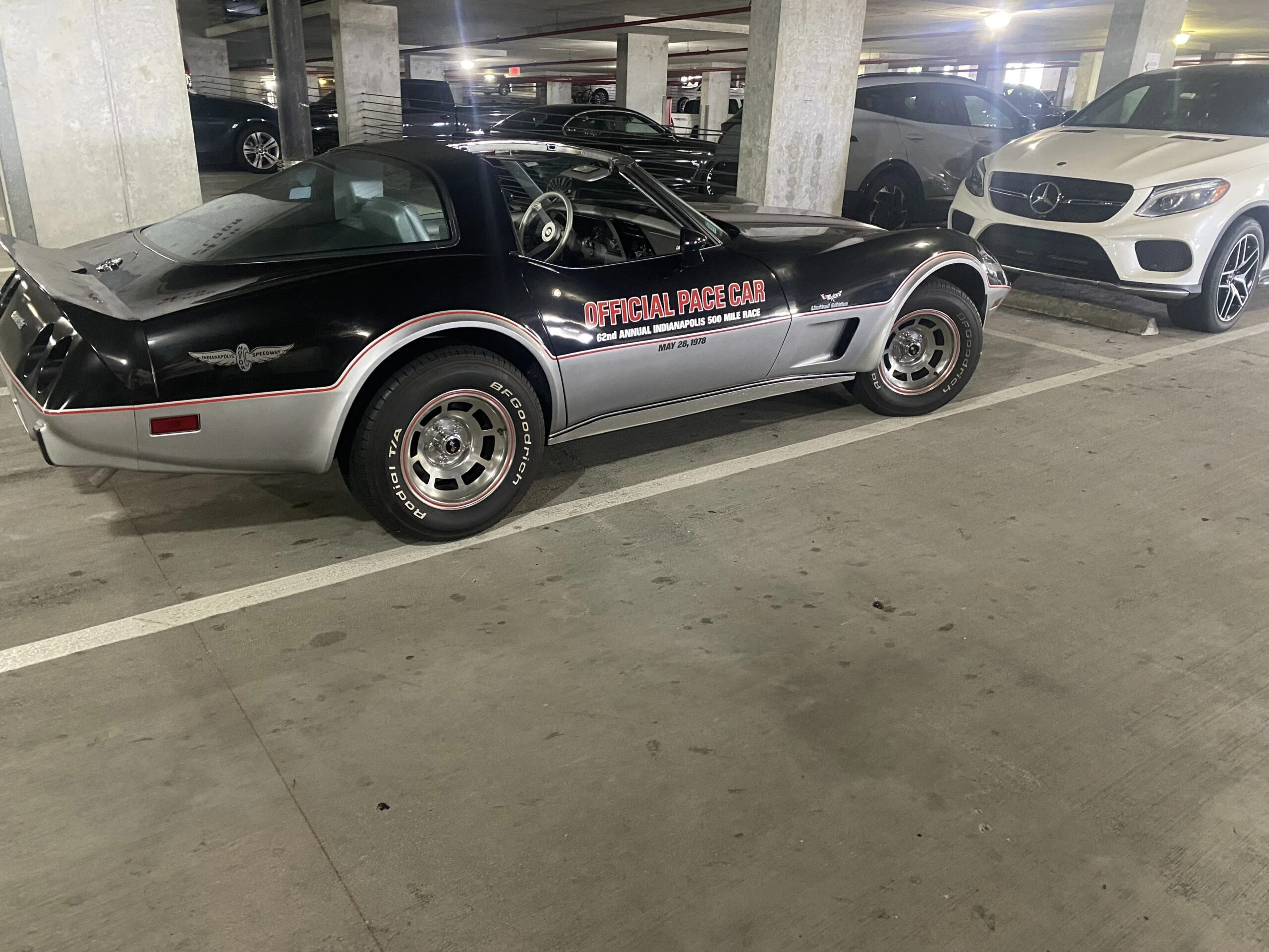 Chevrolet-Corvette-stingray-1978-Black-Gray