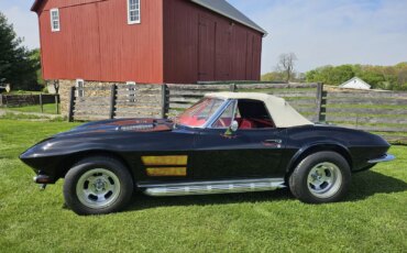 Chevrolet-Corvette-stingray-convertible-1964-Black-Red-5