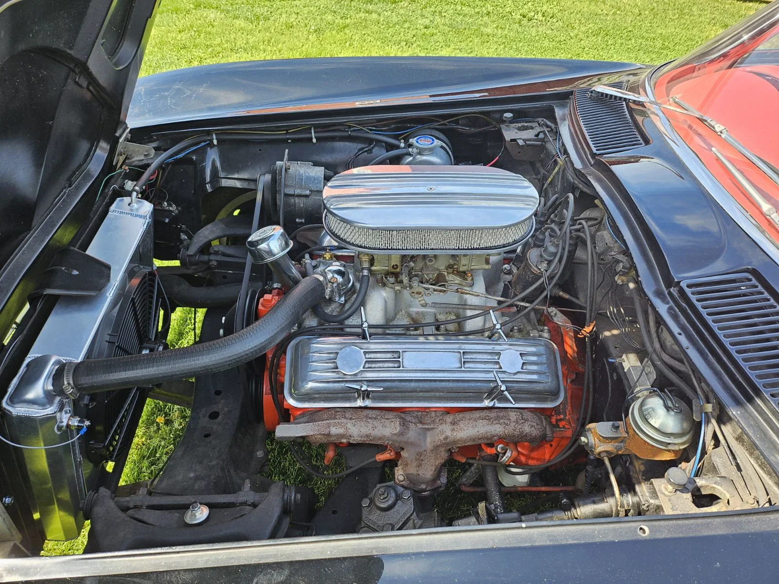 Chevrolet-Corvette-stingray-convertible-1964-Black-Red-7