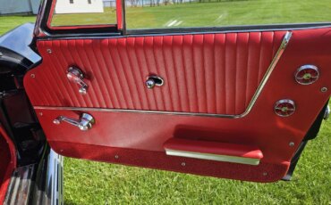 Chevrolet-Corvette-stingray-convertible-1964-Black-Red-9