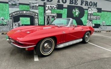 Chevrolet-Corvette-stingray-convertible-1966-Red-Red-20