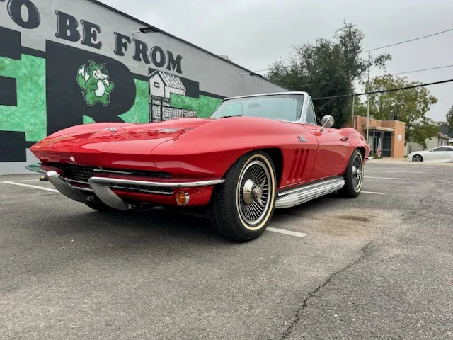 Chevrolet-Corvette-stingray-convertible-1966-Red-Red-7