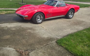 Chevrolet-Corvette-stingray-convertible-1971-Red-Black-3
