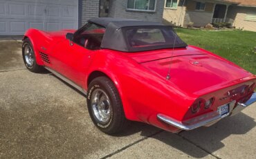 Chevrolet-Corvette-stingray-convertible-1971-Red-Black-5