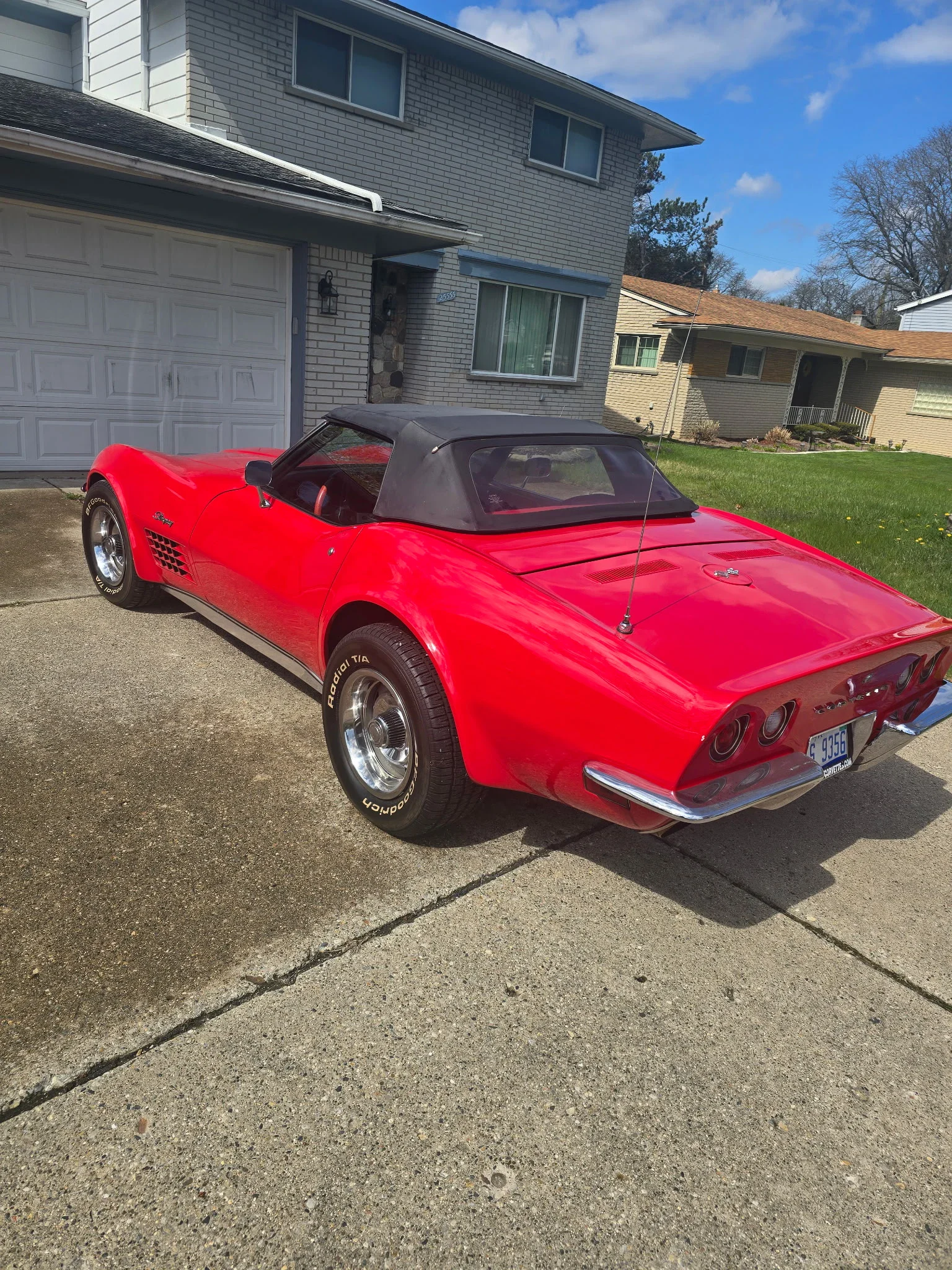 Chevrolet-Corvette-stingray-convertible-1971-Red-Black-5