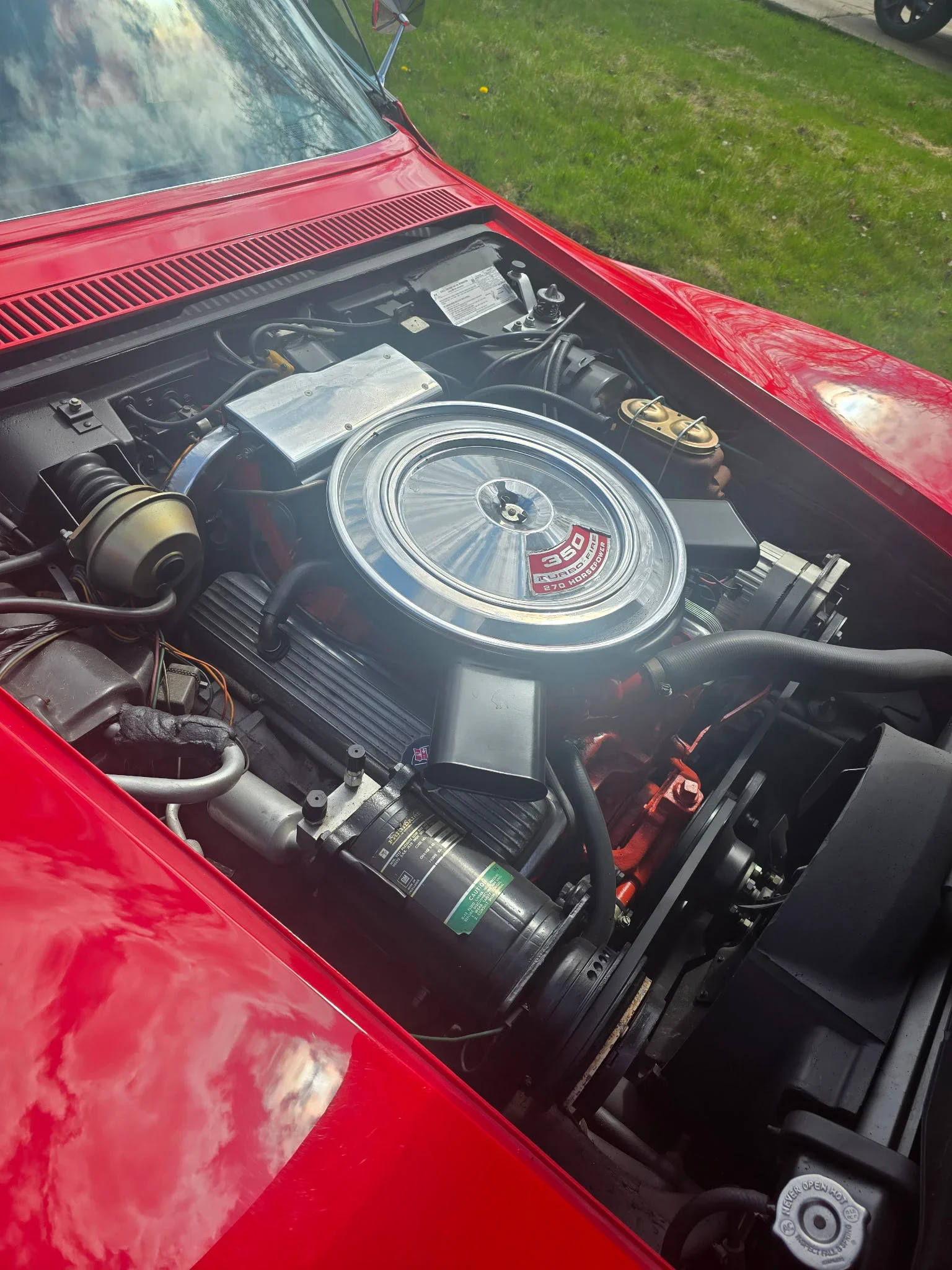 Chevrolet-Corvette-stingray-convertible-1971-Red-Black-6