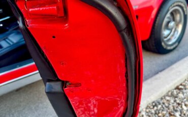 Chevrolet-Corvette-stingray-convertible-1975-Red-Black-25
