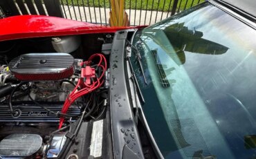 Chevrolet-Corvette-stingray-convertible-1975-Red-Black-37