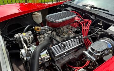 Chevrolet-Corvette-stingray-convertible-1975-Red-Black-49
