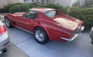 Chevrolet-Corvette-stingray-coupe-w-1lt-1972-Red-Beige-1