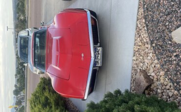 Chevrolet-Corvette-stingray-coupe-w-1lt-1972-Red-Beige-2