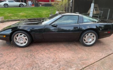 Chevrolet-Corvette-zr-1-coupe-1991-Black-Black-4