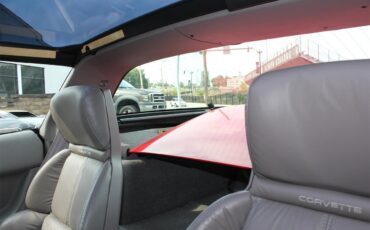 Chevrolet-Corvette-zr1-1990-Red-GrayBlack-15