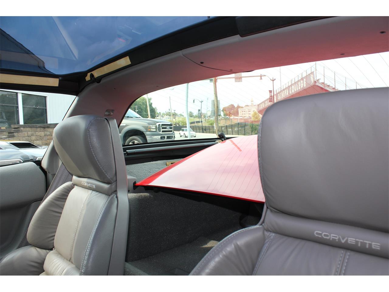 Chevrolet-Corvette-zr1-1990-Red-GrayBlack-15