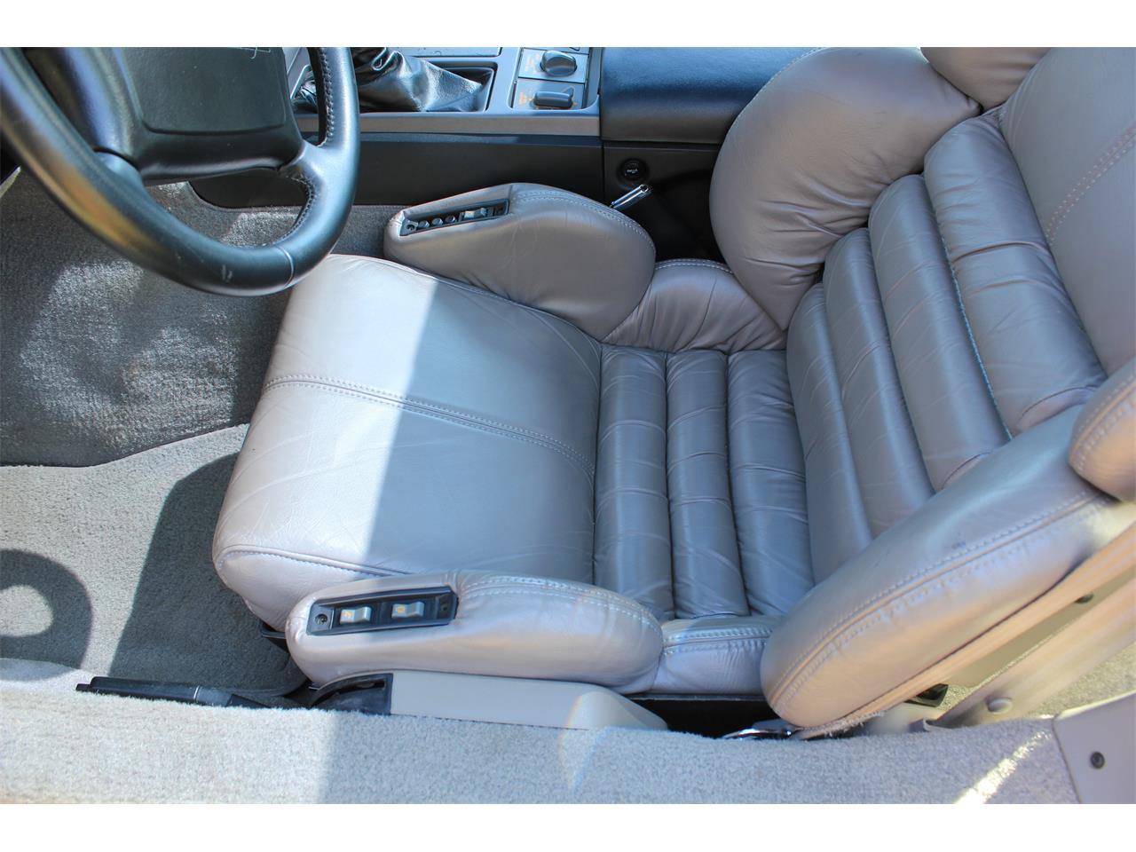 Chevrolet-Corvette-zr1-1990-Red-GrayBlack-16