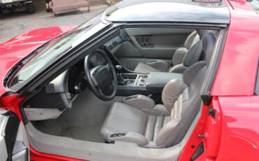Chevrolet-Corvette-zr1-1990-Red-GrayBlack-23