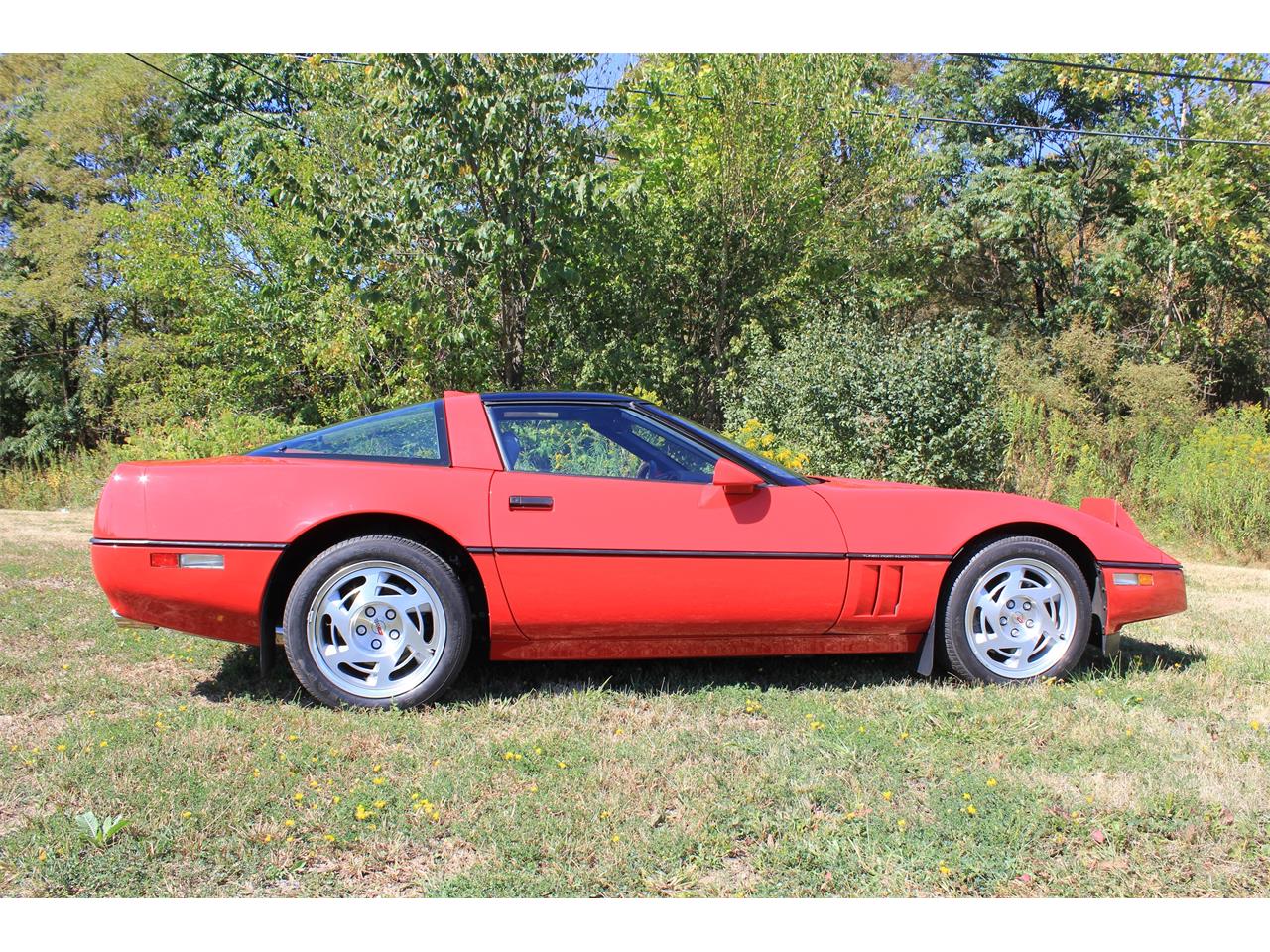 Chevrolet-Corvette-zr1-1990-Red-GrayBlack-3