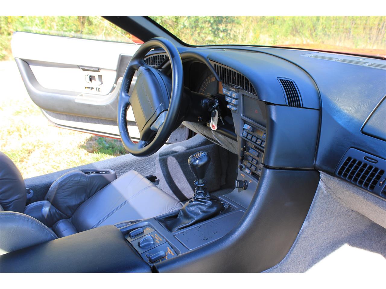 Chevrolet-Corvette-zr1-1990-Red-GrayBlack-30